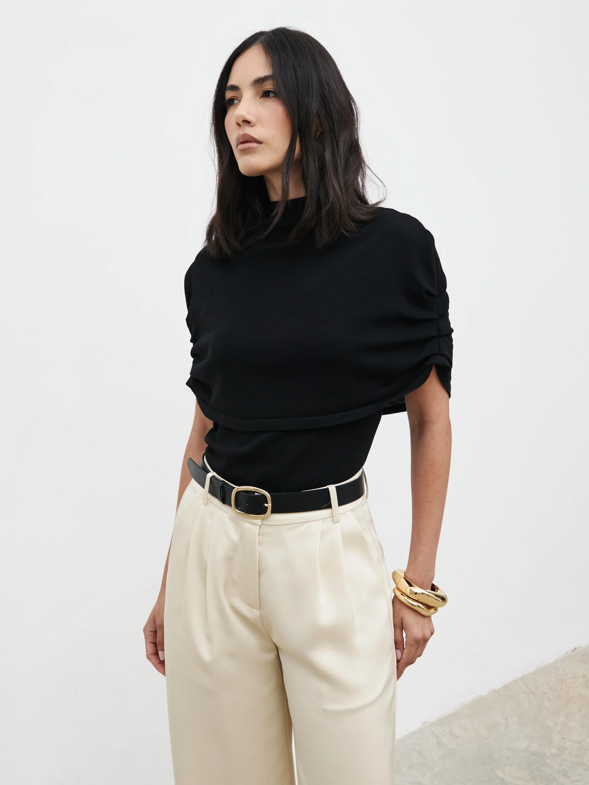 Adhara Knitted Poncho Top - Black