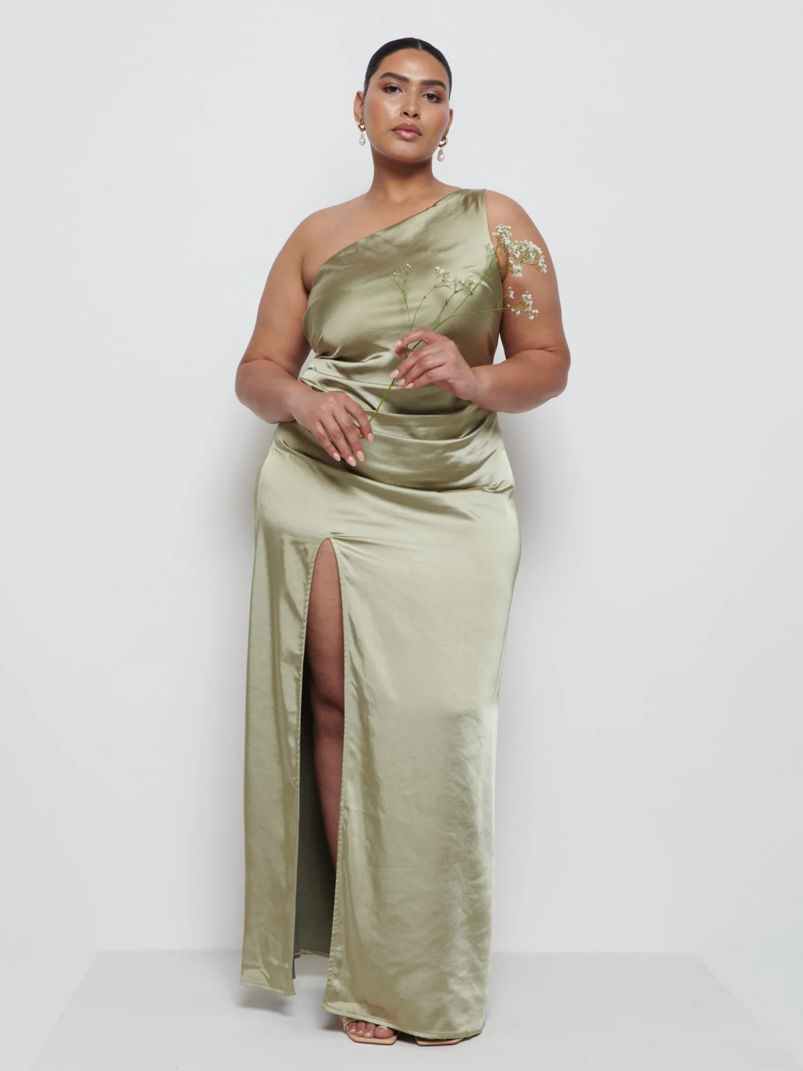 Amelia Ruched Maxi Bridesmaid Dress Curve - Olive