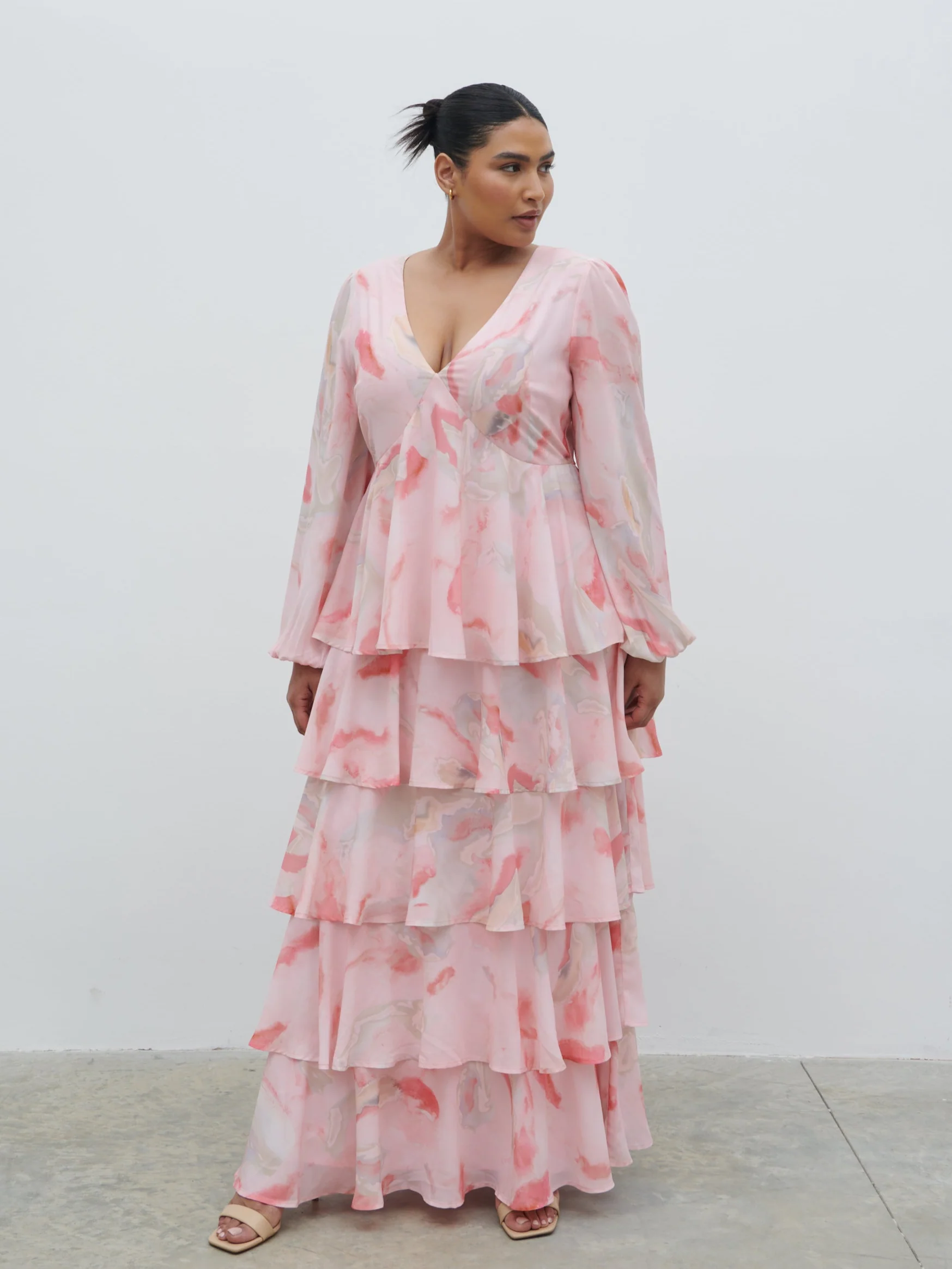 Ashton Ruffle Maxi Dress Curve - Pink Marble Ombre - Image 6