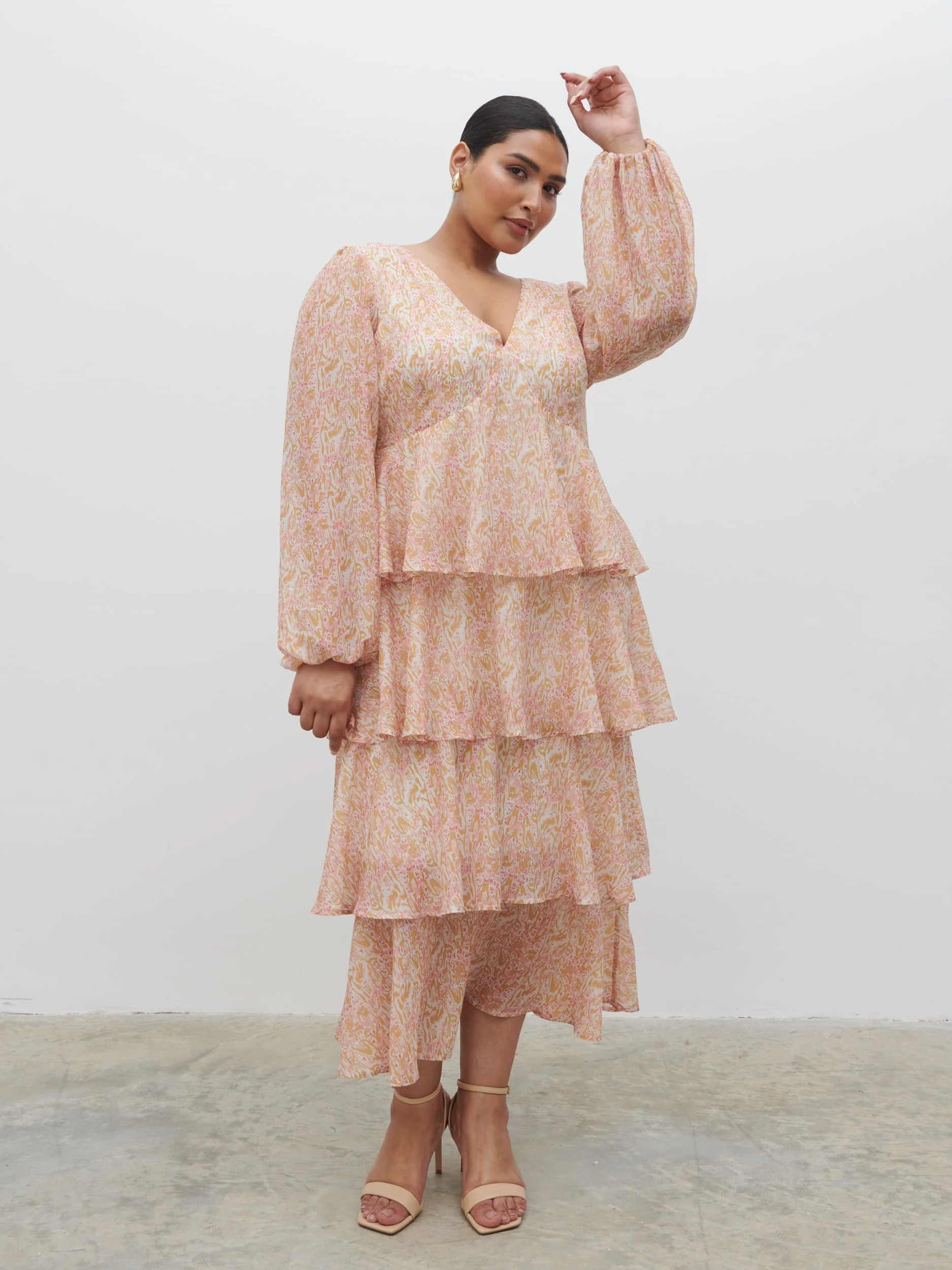 Ashton Ruffle Midi Dress Curve - Ditsy Animal Sorbet Print - Image 3