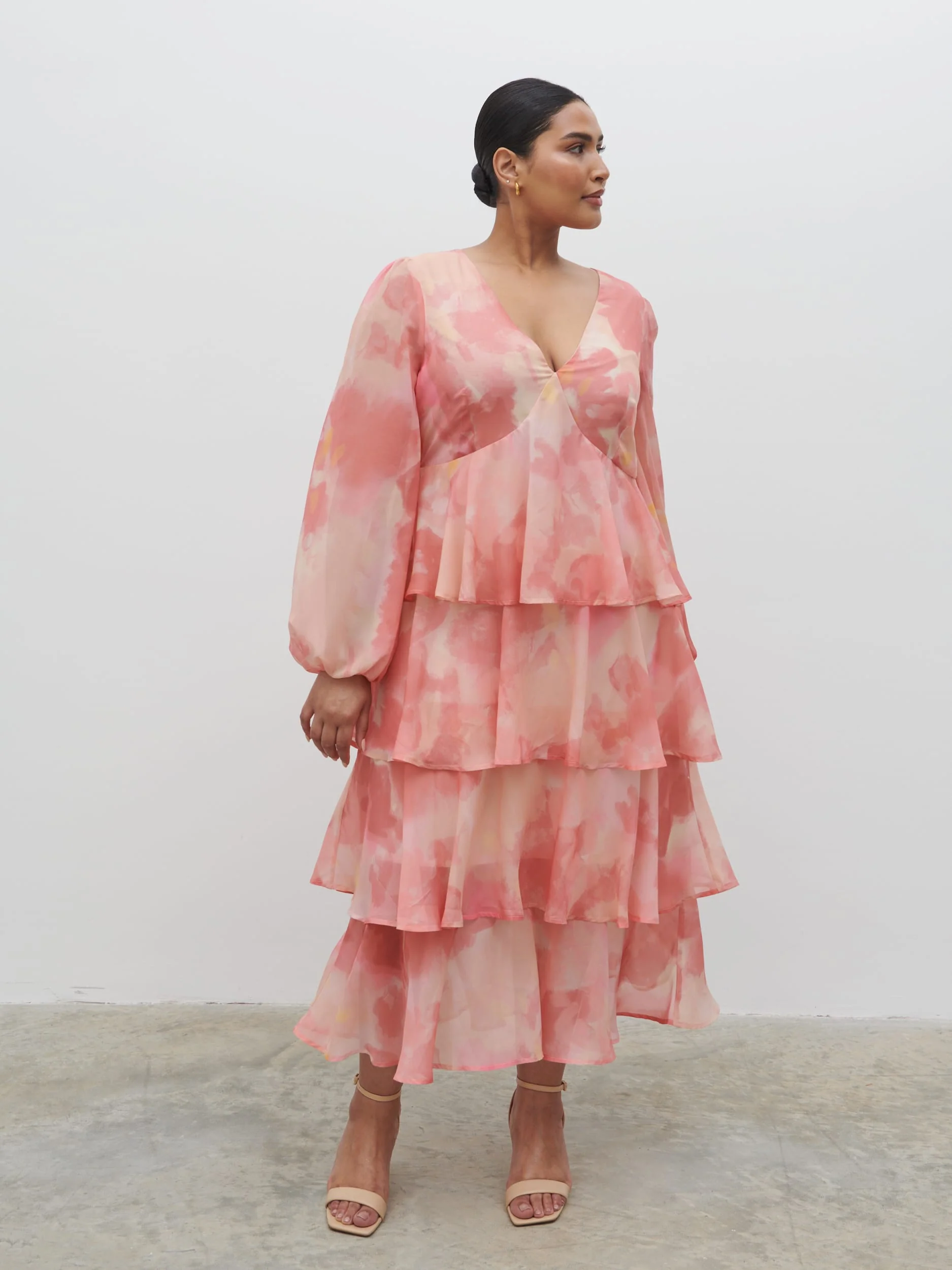 Ashton Ruffle Midi Dress Curve - Dusky Rose Watercolour - Image 5