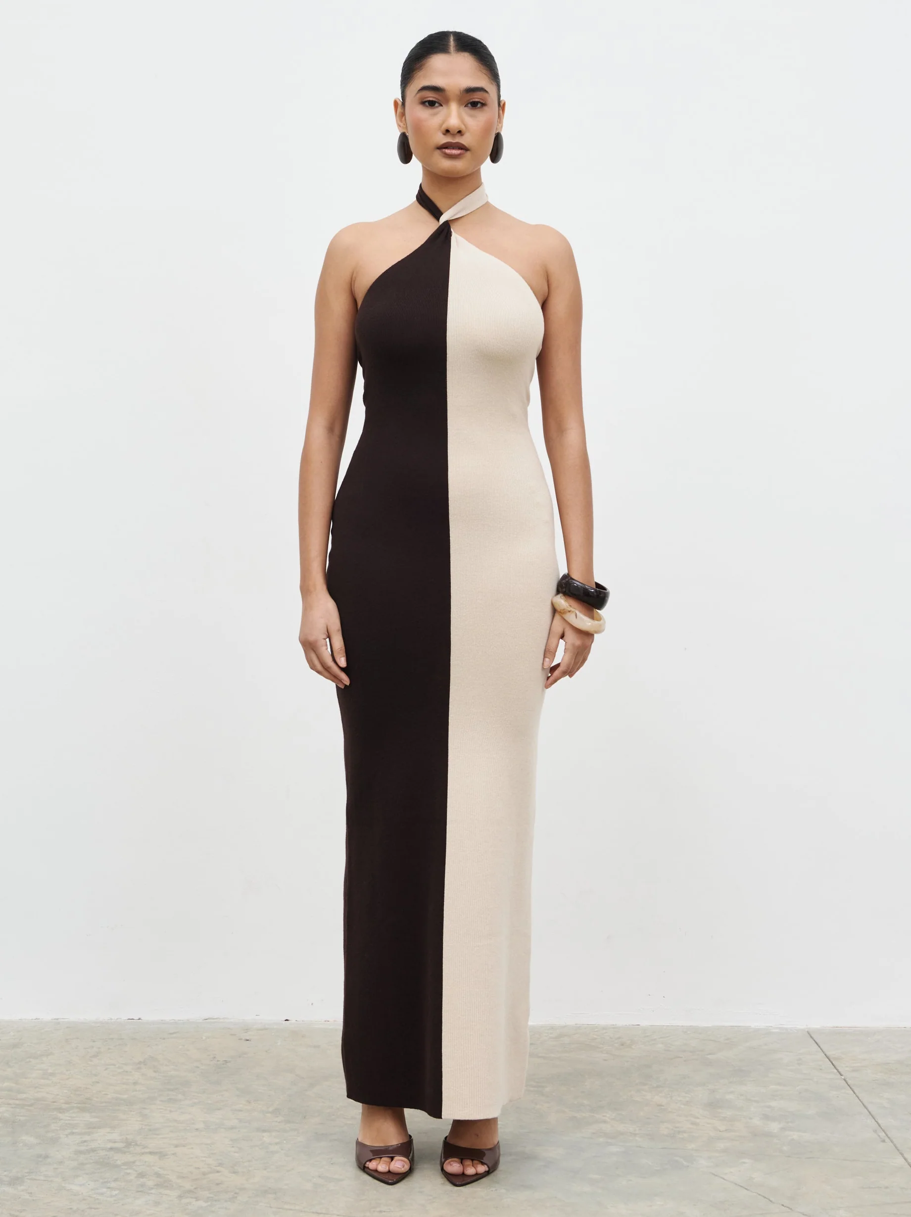 Berkley Contrast Knit Maxi Dress - Beige and Chocolate Brown - Image 3