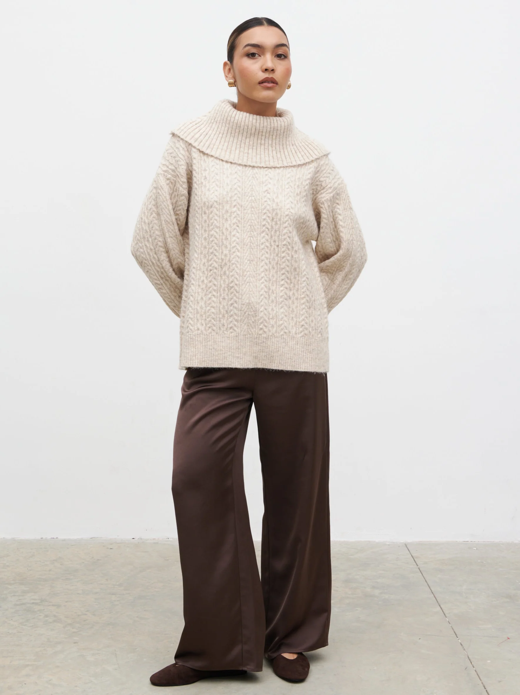 Blossom Cable Knit Exaggerated Roll Neck Jumper - Light Beige