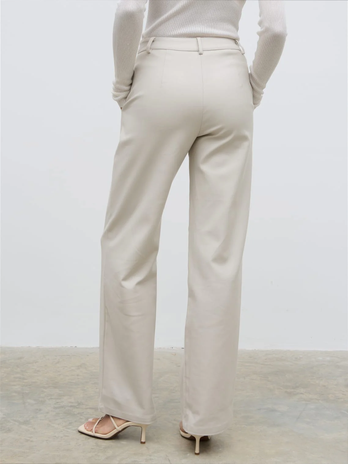 Brady Front Pleat Trousers - Chalk - Image 4