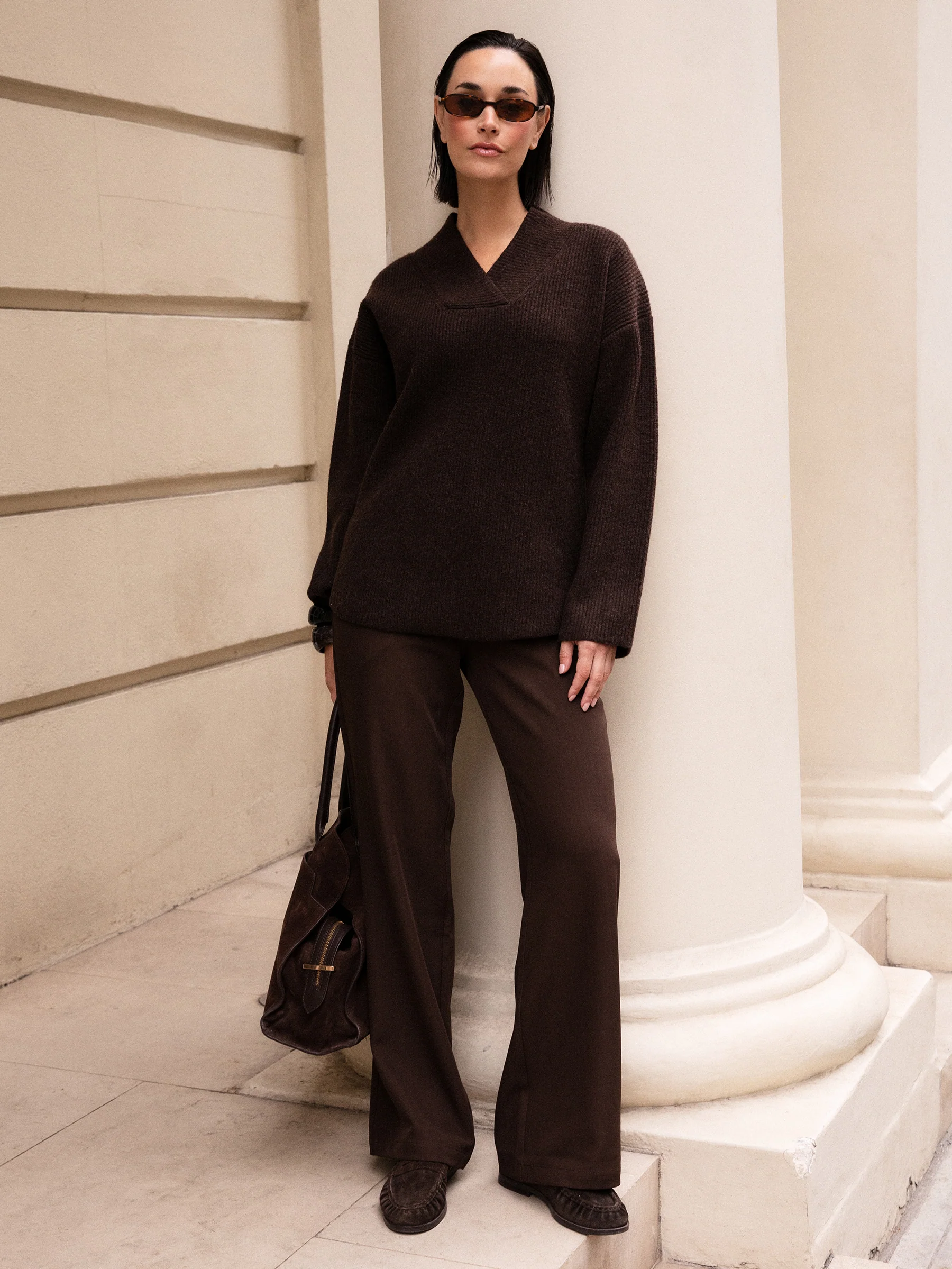 Briana Chunky V-Neck Knit Jumper - Chocolate - Image 2