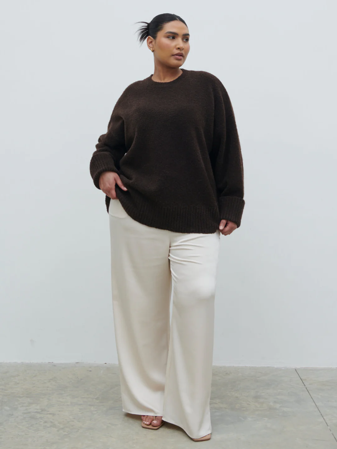 Camille Oversized Borg Jumper Curve - Brown - Image 3
