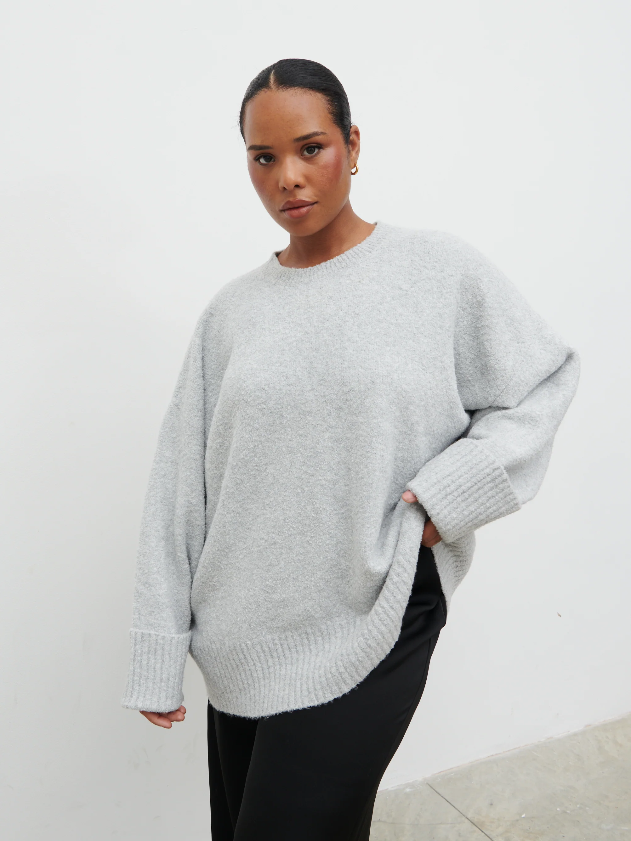 Camille Oversized Borg Jumper Curve - Light Grey - Image 6
