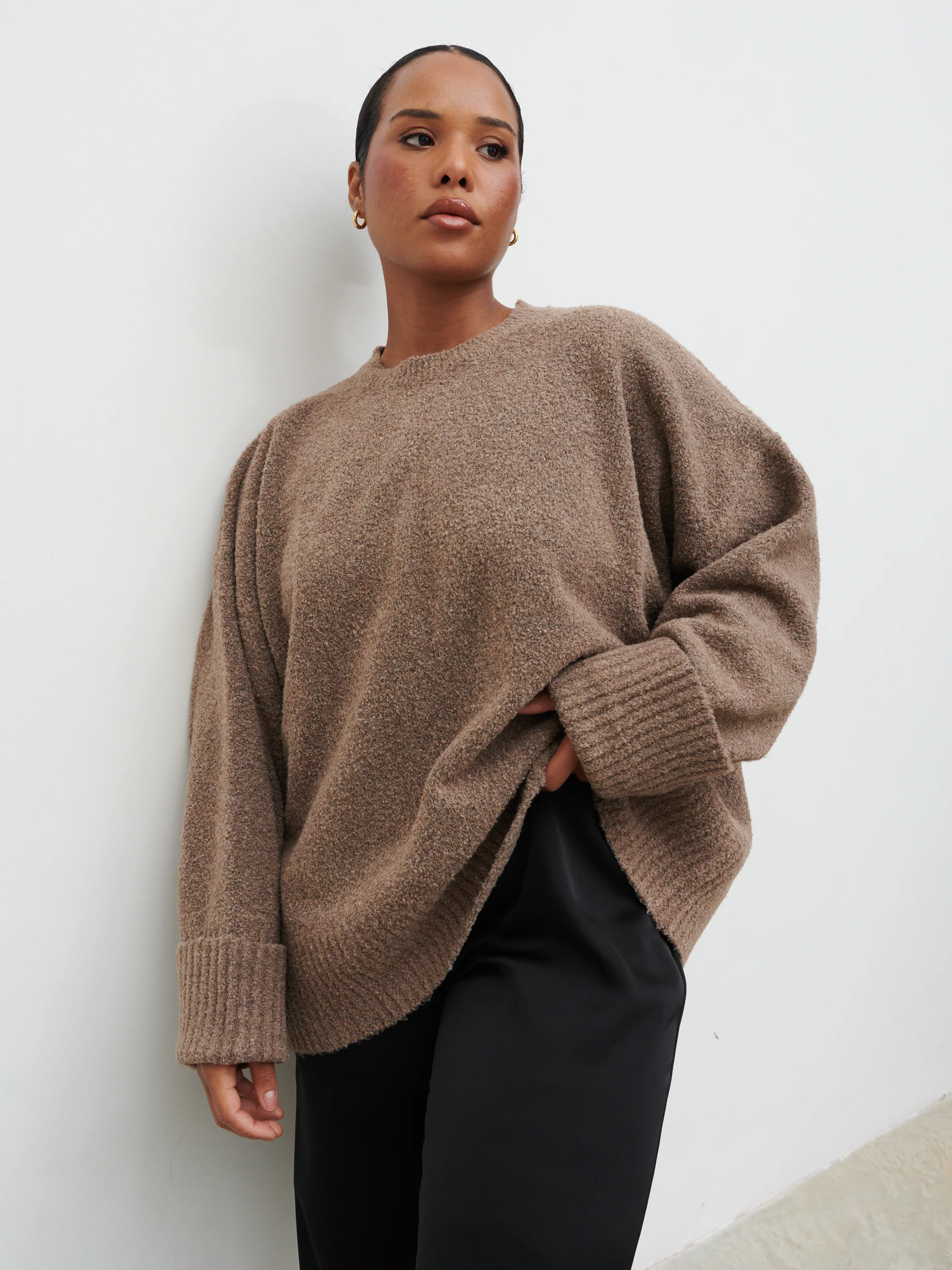 Camille Oversized Borg Jumper Curve - Mocha - Image 2