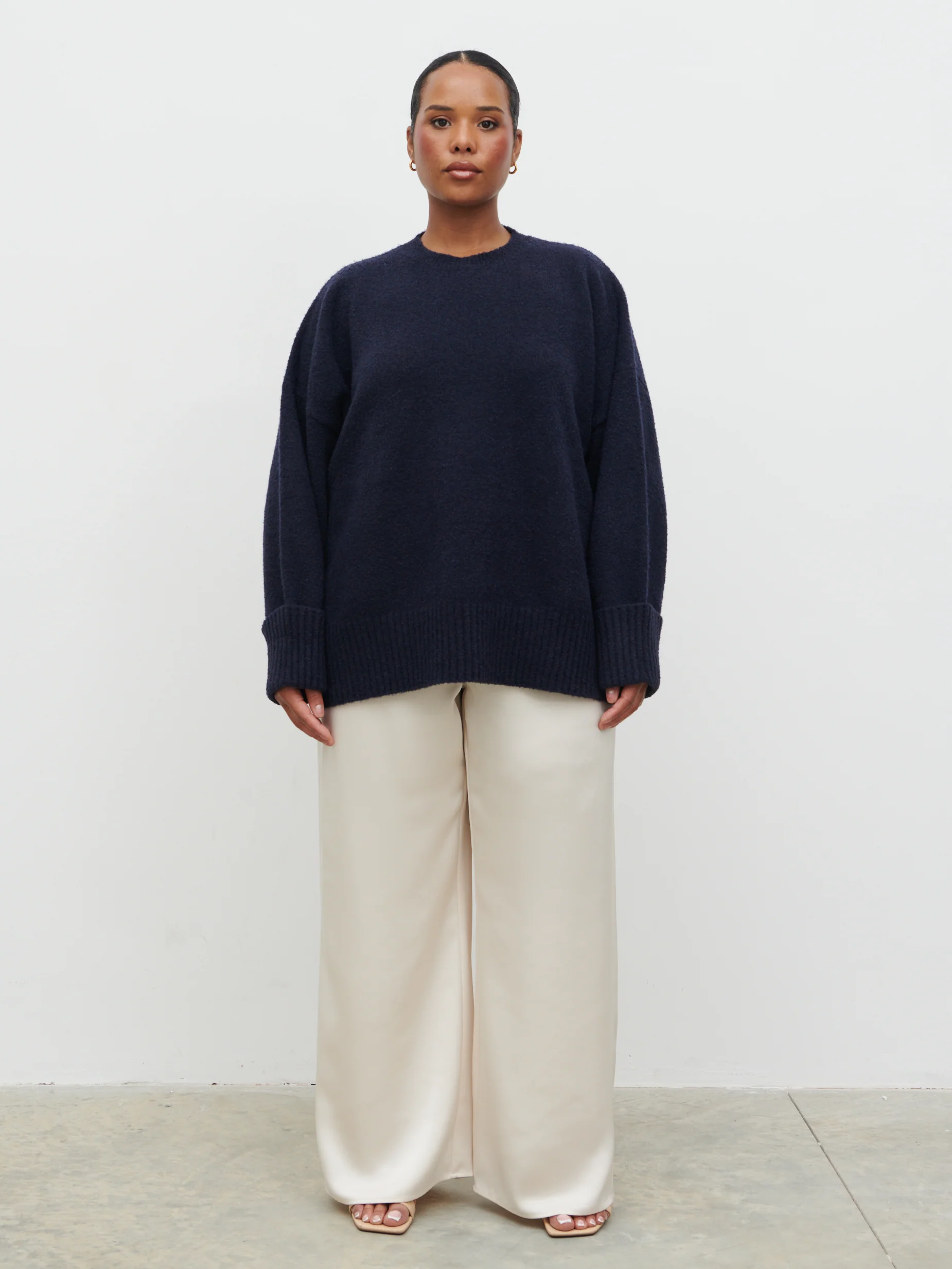 Camille Oversized Borg Jumper Curve - Navy - Image 5