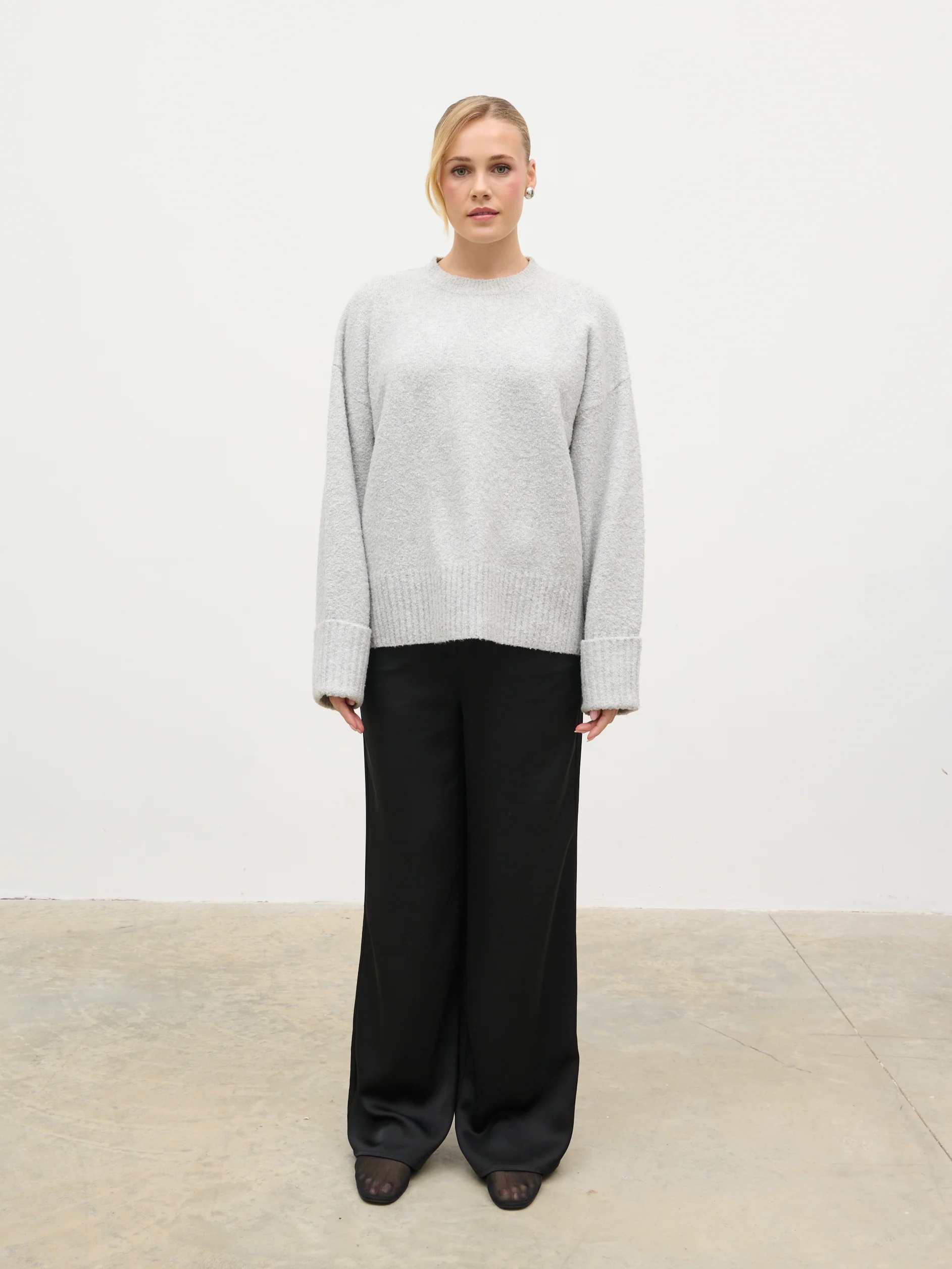 Camille Oversized Borg Jumper - Grey - Image 6