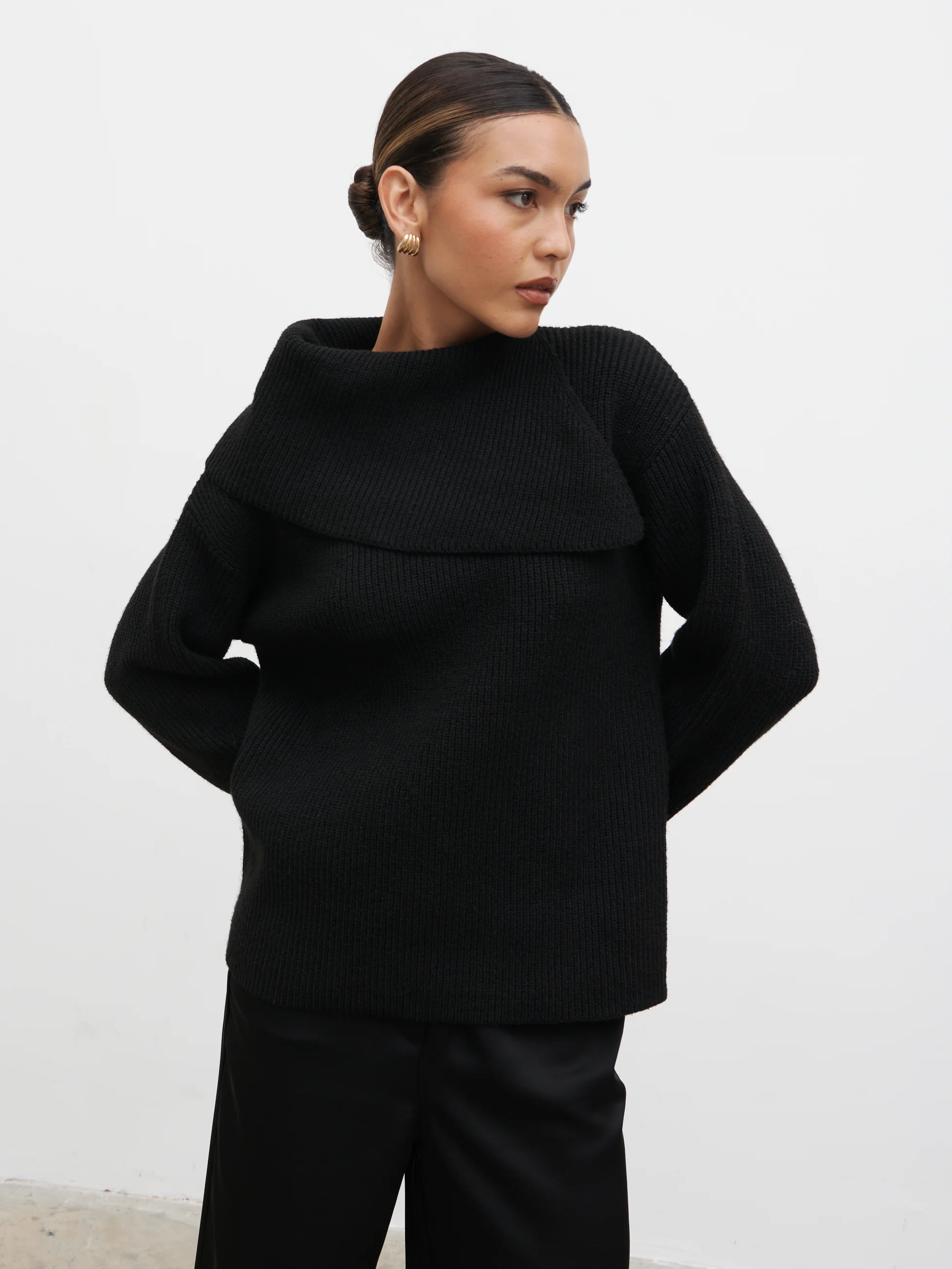 Cassandra Split Collar Knit Jumper - Black
