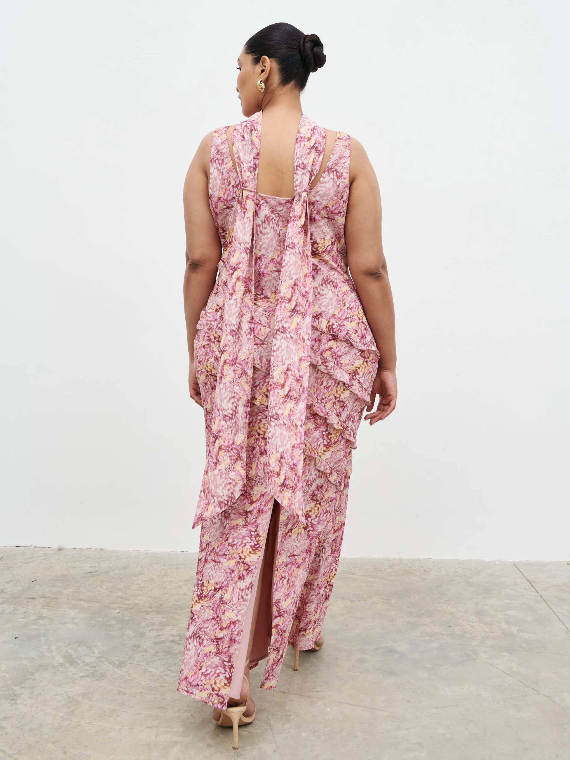 Constance Scarf Ruffle Maxi Dress Curve - Berry Multi Abstract - Image 2