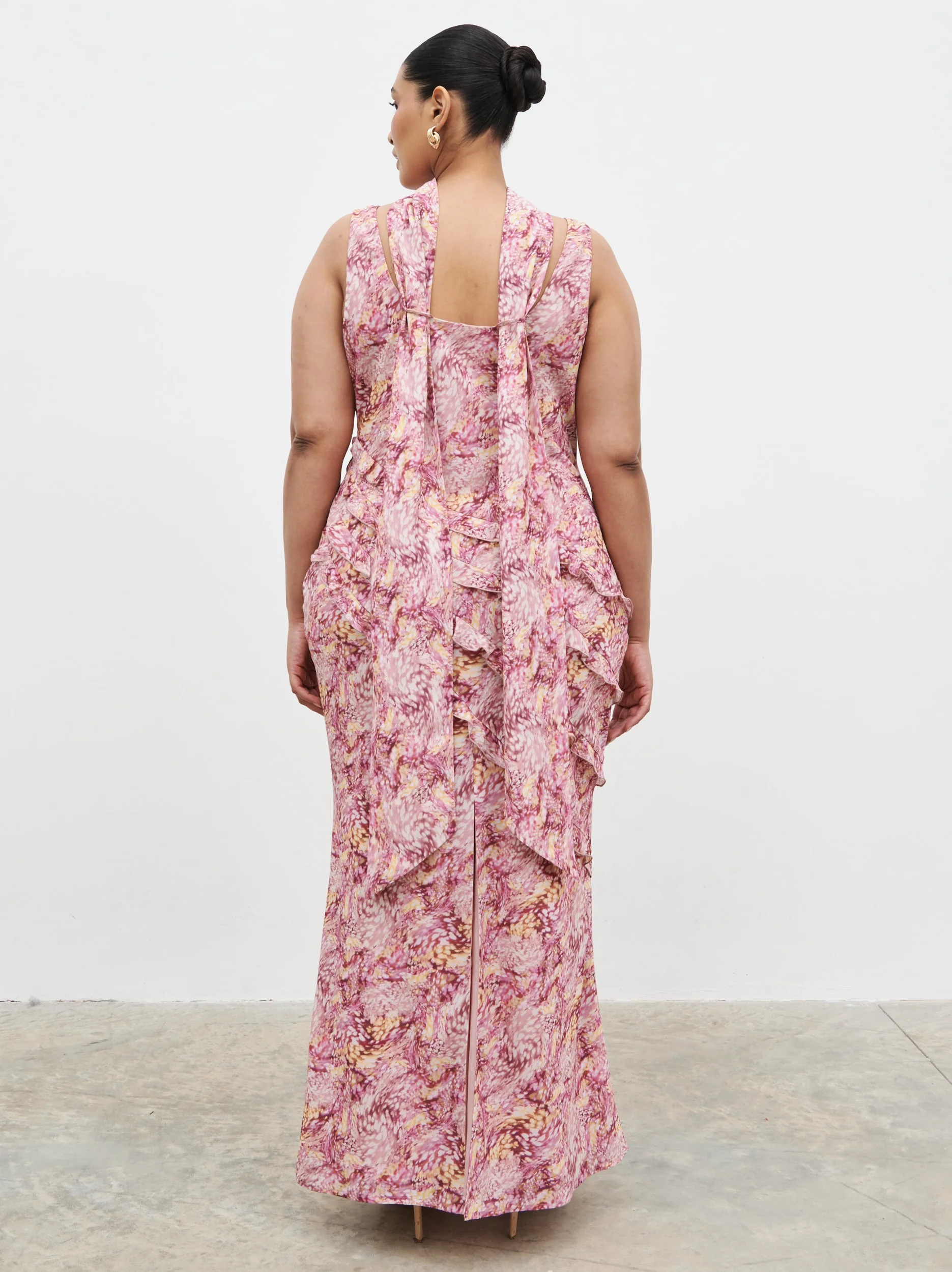 Constance Scarf Ruffle Maxi Dress Curve - Berry Multi Abstract - Image 7