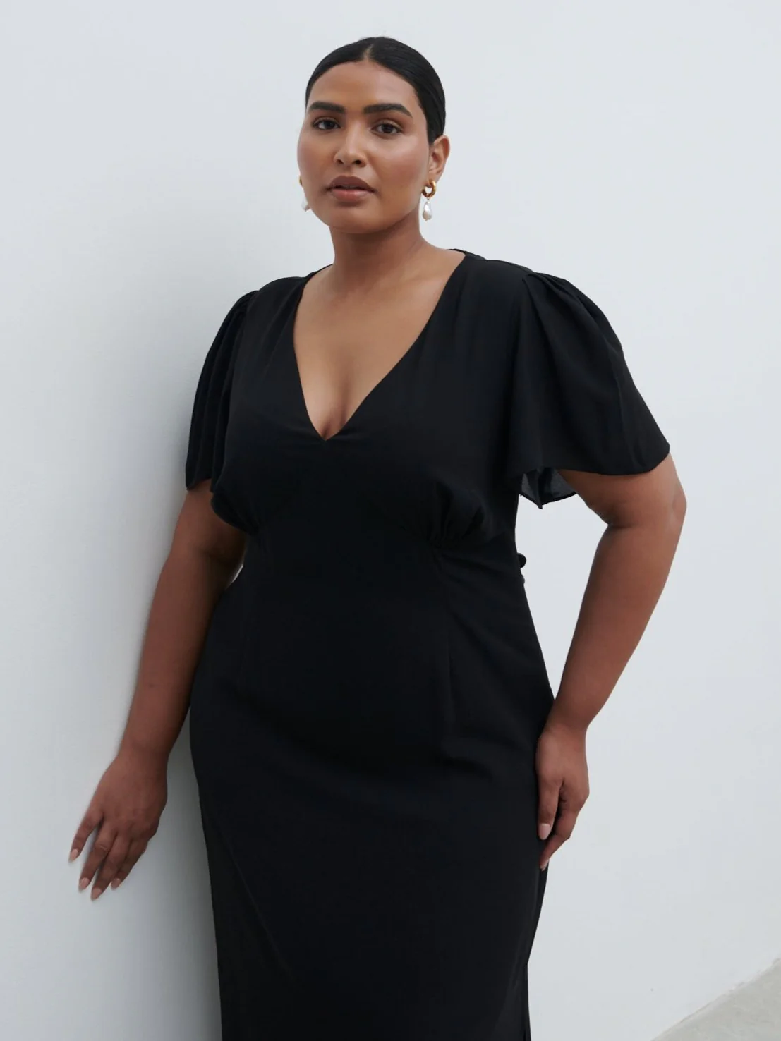 Edie Chiffon Maxi Bridesmaid Dress Curve - Black - Image 2