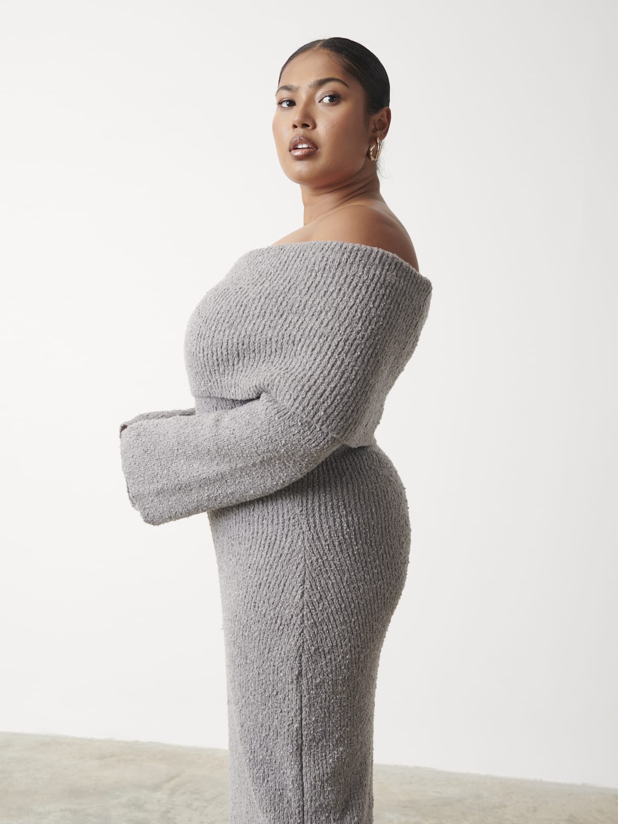 Elodie Midaxi Bardot Knit Dress Curve - Grey - Image 3