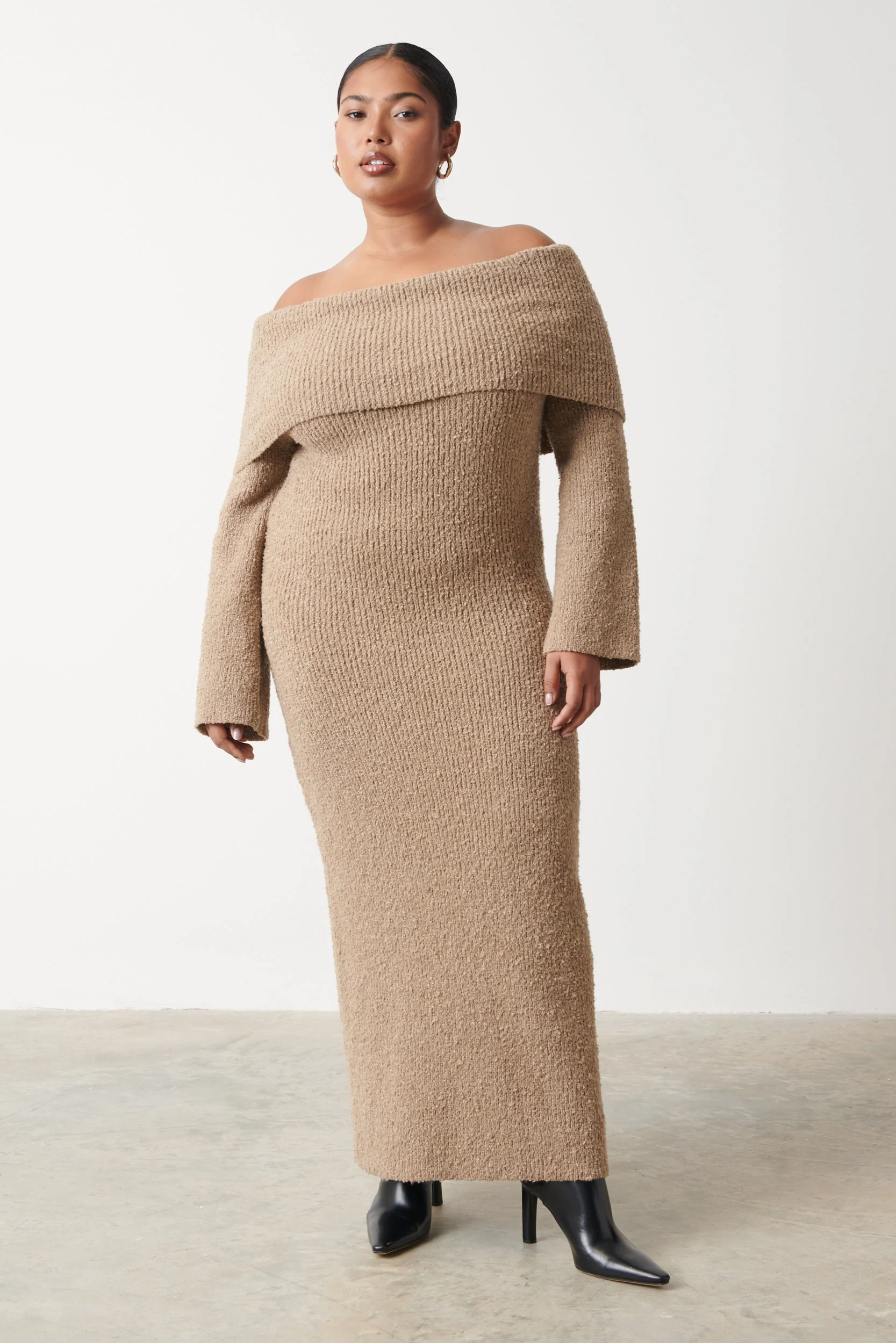 Elodie Midaxi Bardot Knit Dress Curve - Mushroom - Image 4