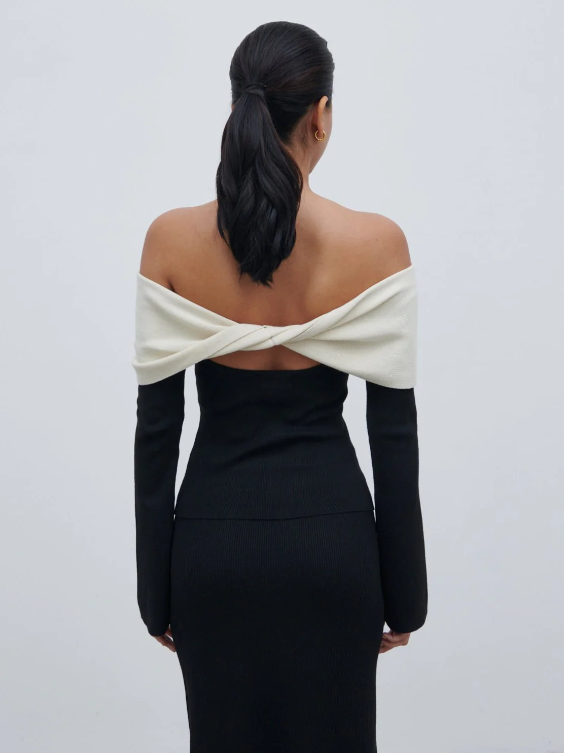 Ema Twist Bardot Knit Top - Black and Cream - Image 4