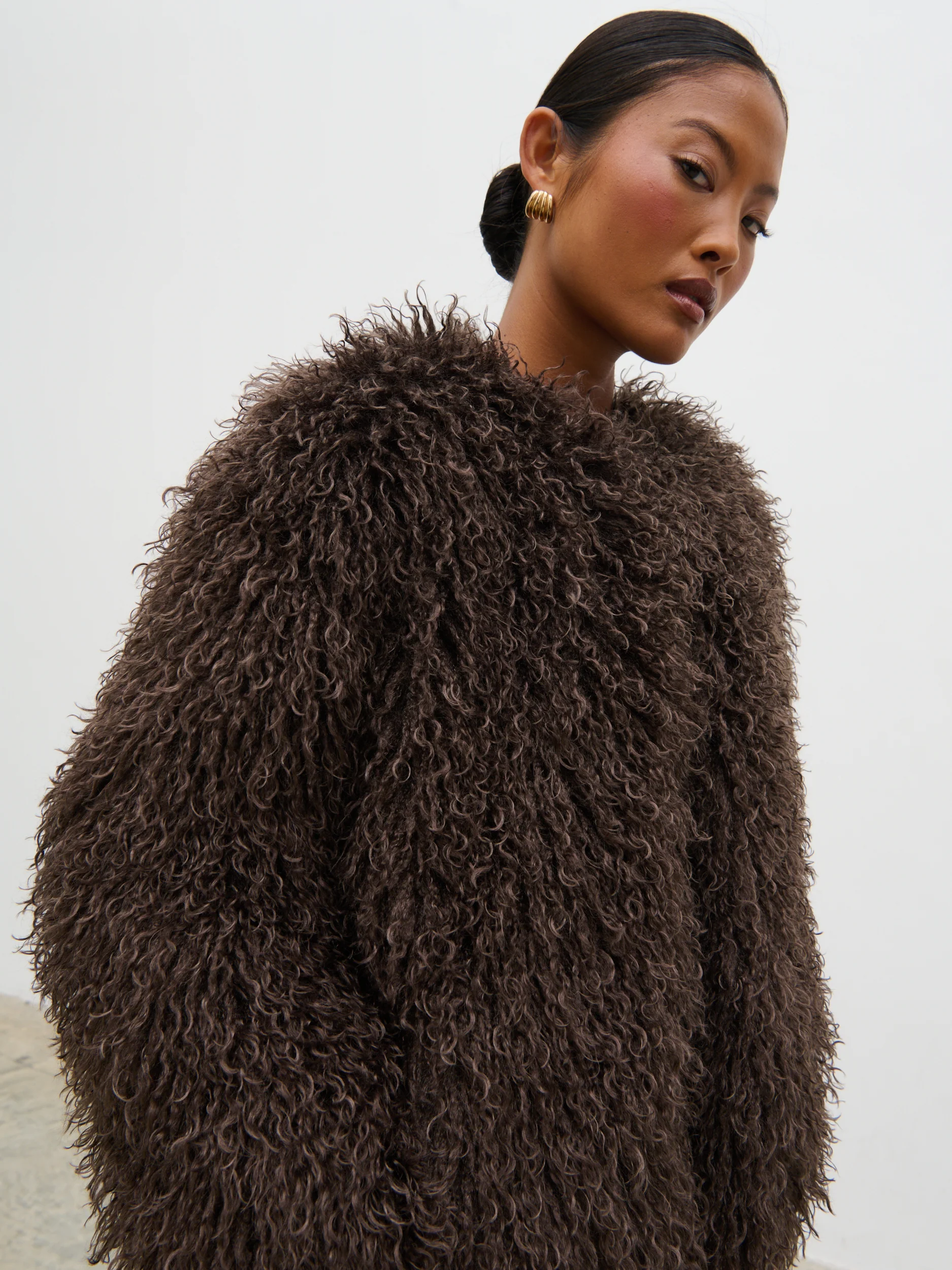 Irie Shaggy Short Faux Fur Coat - Brown - Image 4