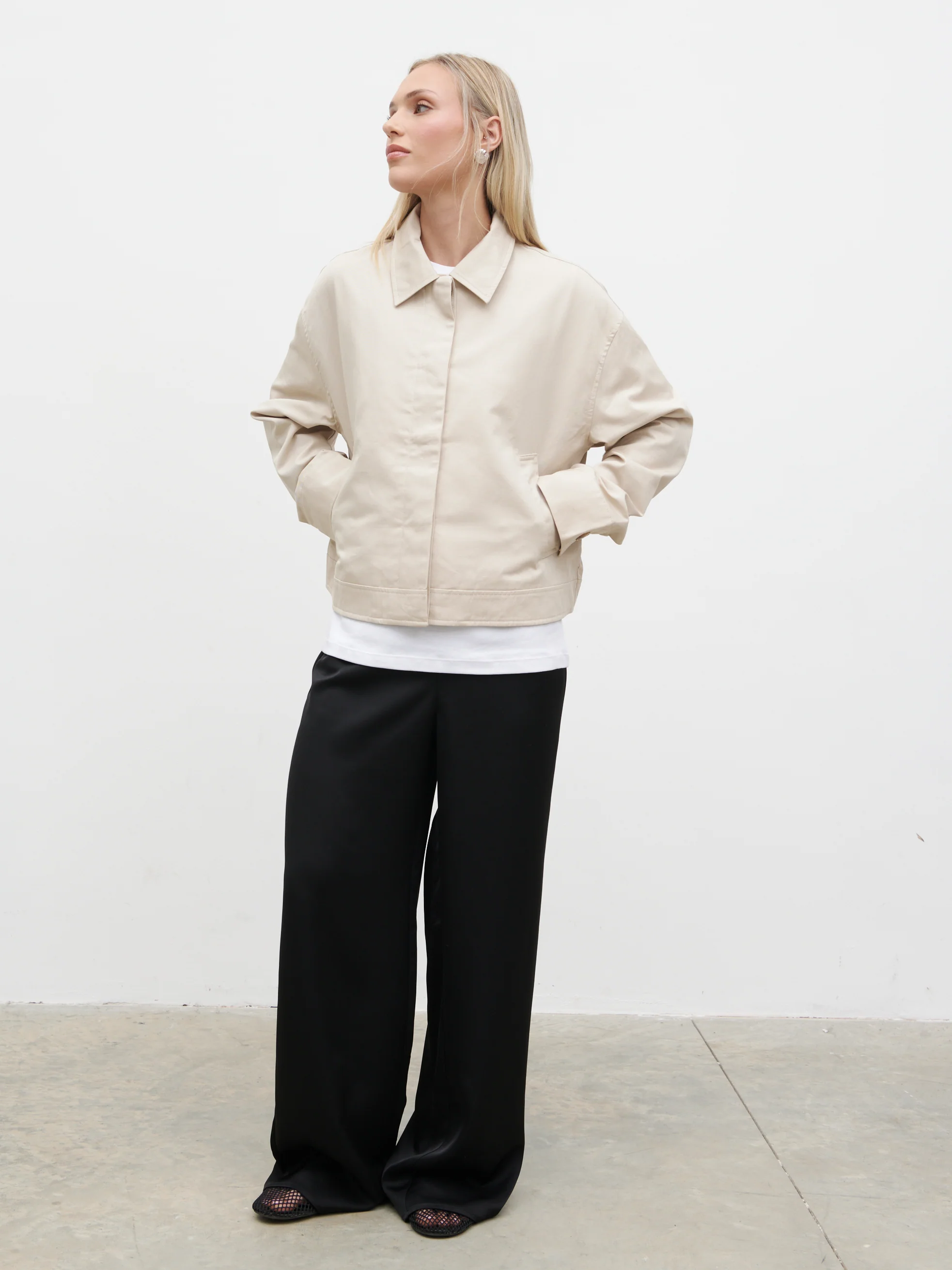 Isla Cropped Trench Coat - Stone