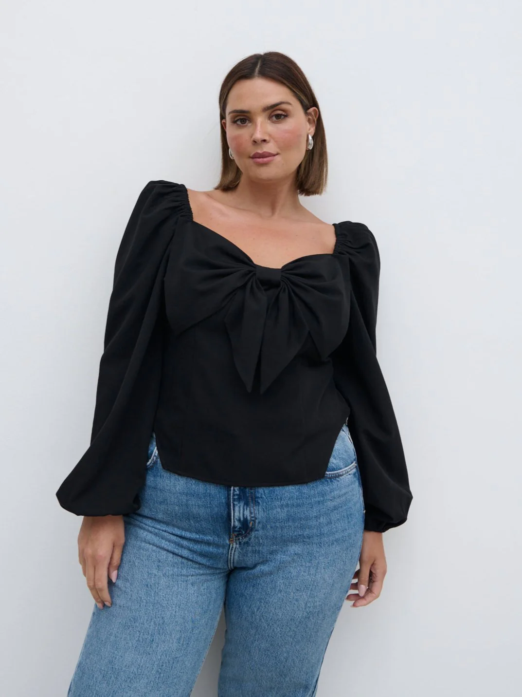 Jemima Exaggerated Bow Top Curve - Black - Image 4