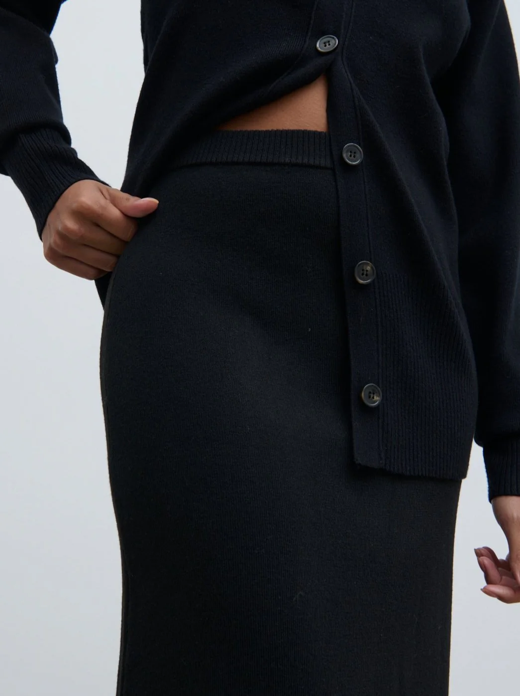 Justine Rib Knit Maxi Skirt - Black - Image 3