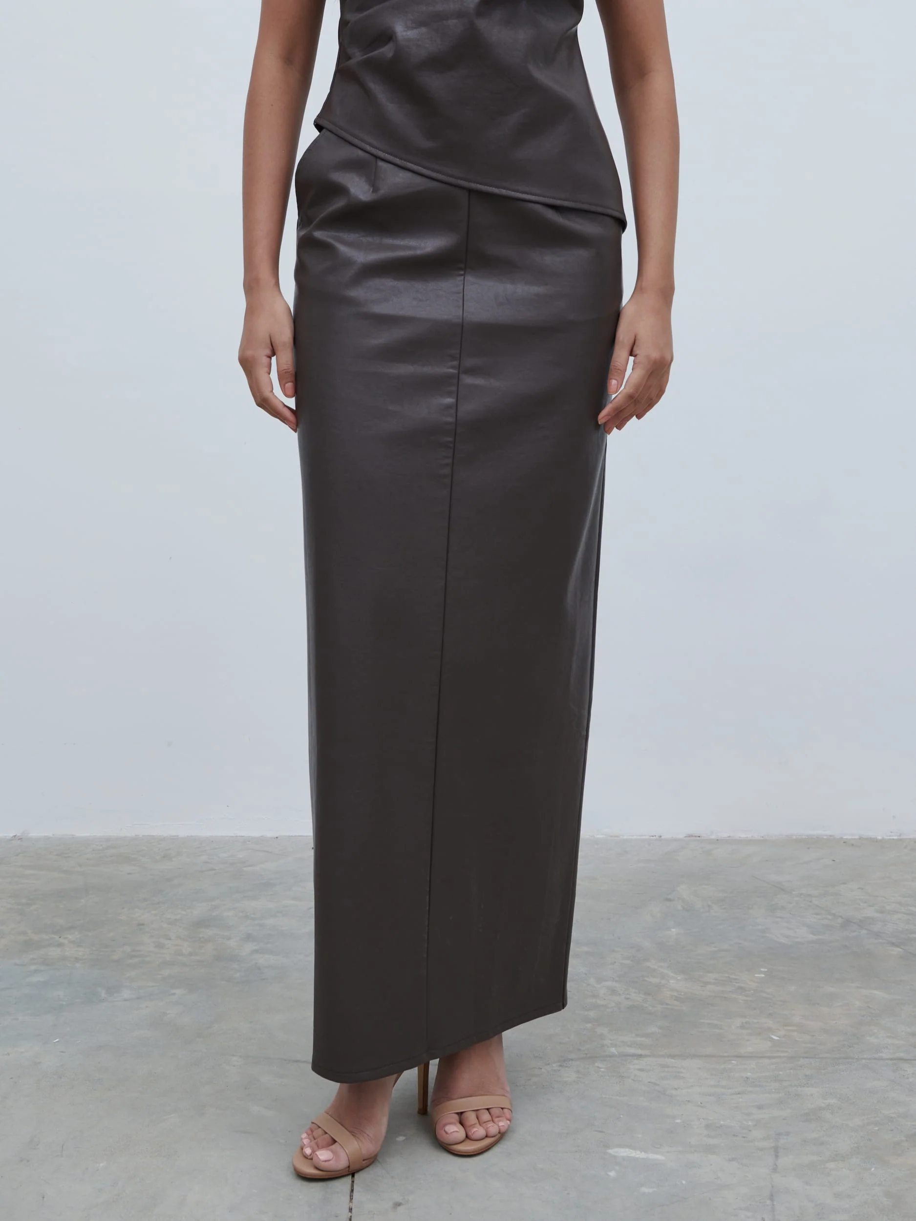 Maeve Faux Leather Maxi Skirt - Dark Chocolate Brown - Image 4