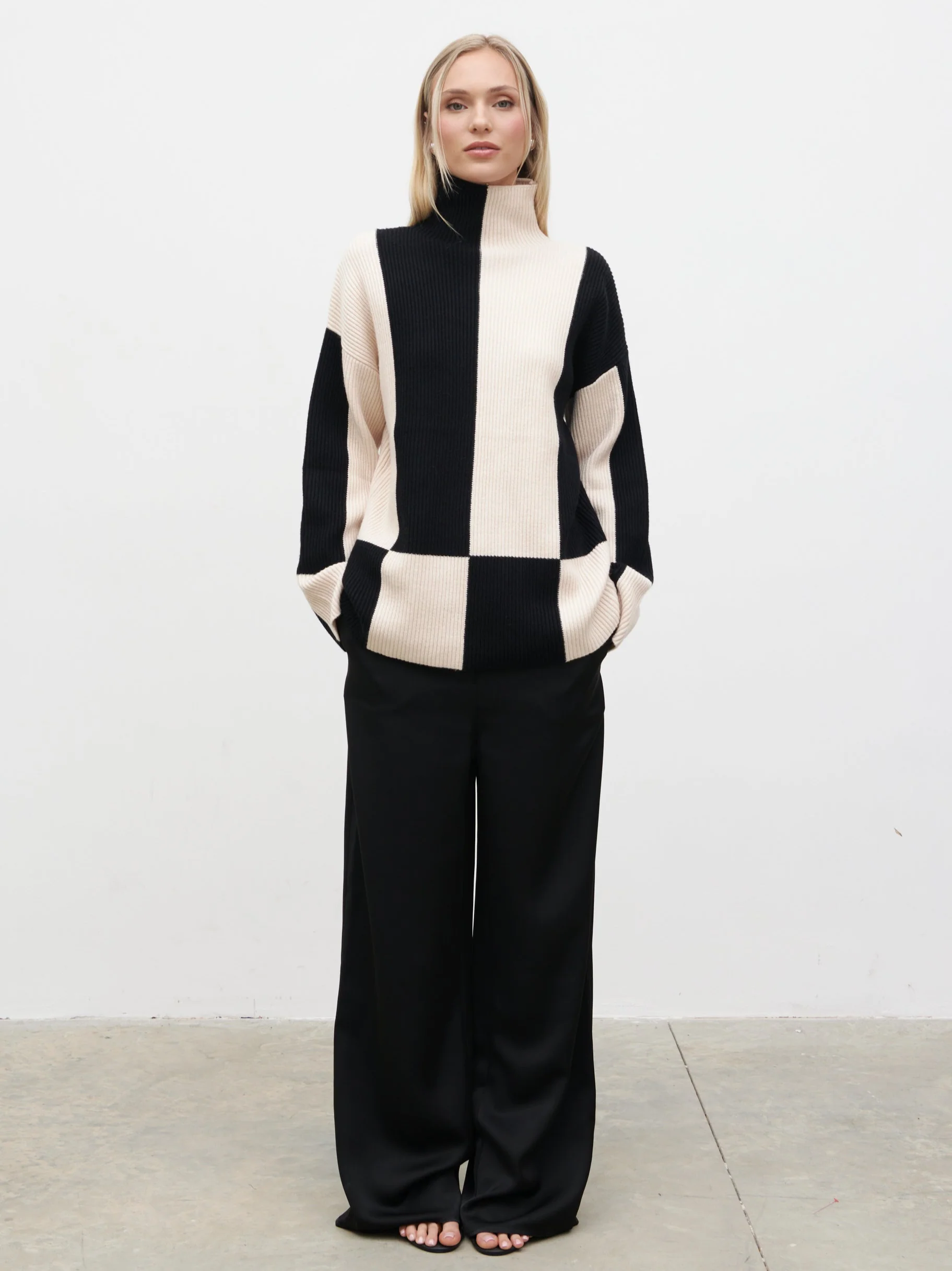 Nayah Jumper Curve - Black and Cream Stripe - Image 6