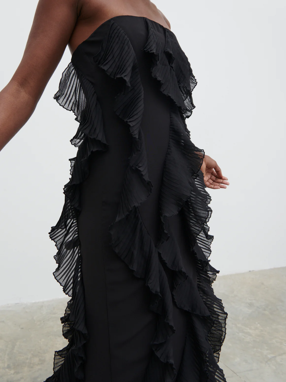 Perla Bandeau Ruffle Midaxi Dress - Black - Image 3