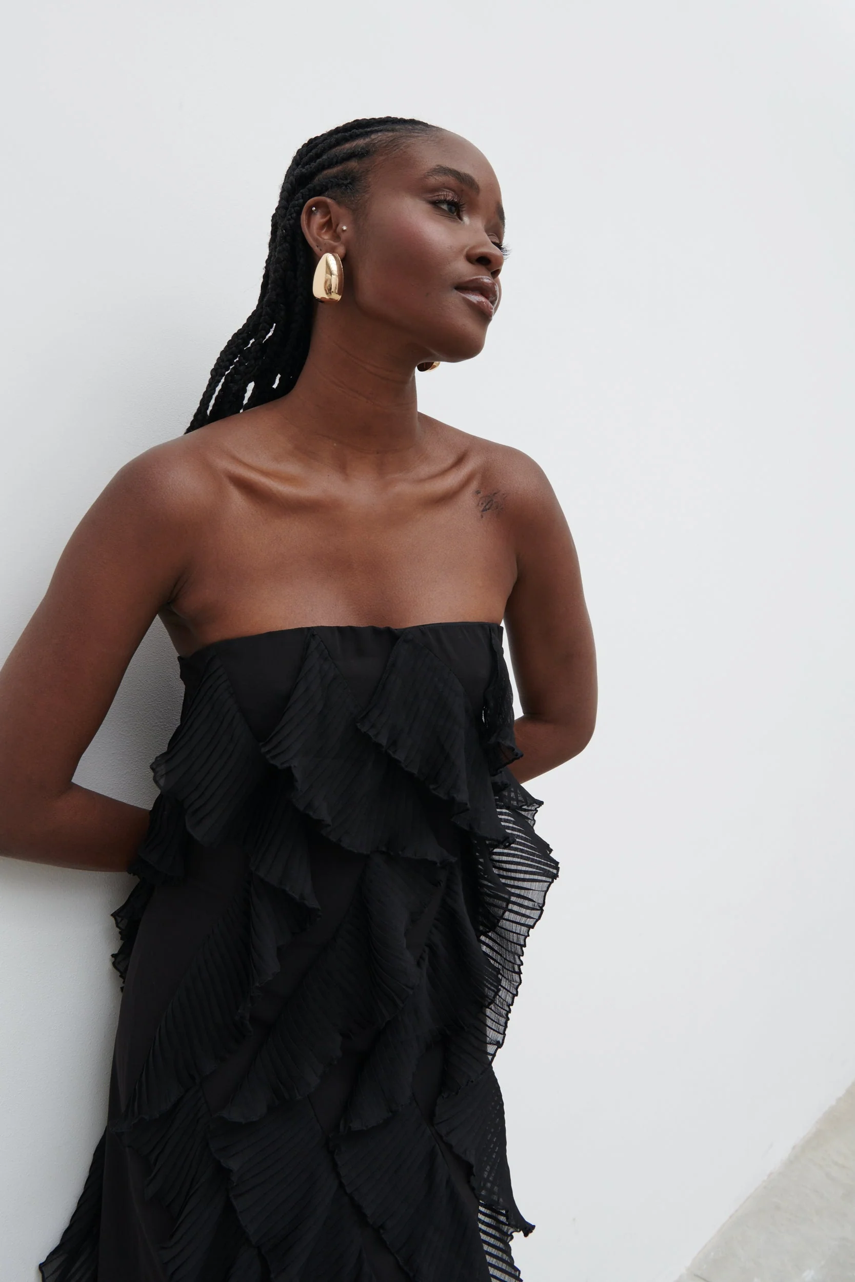 Perla Bandeau Ruffle Midaxi Dress - Black - Image 6