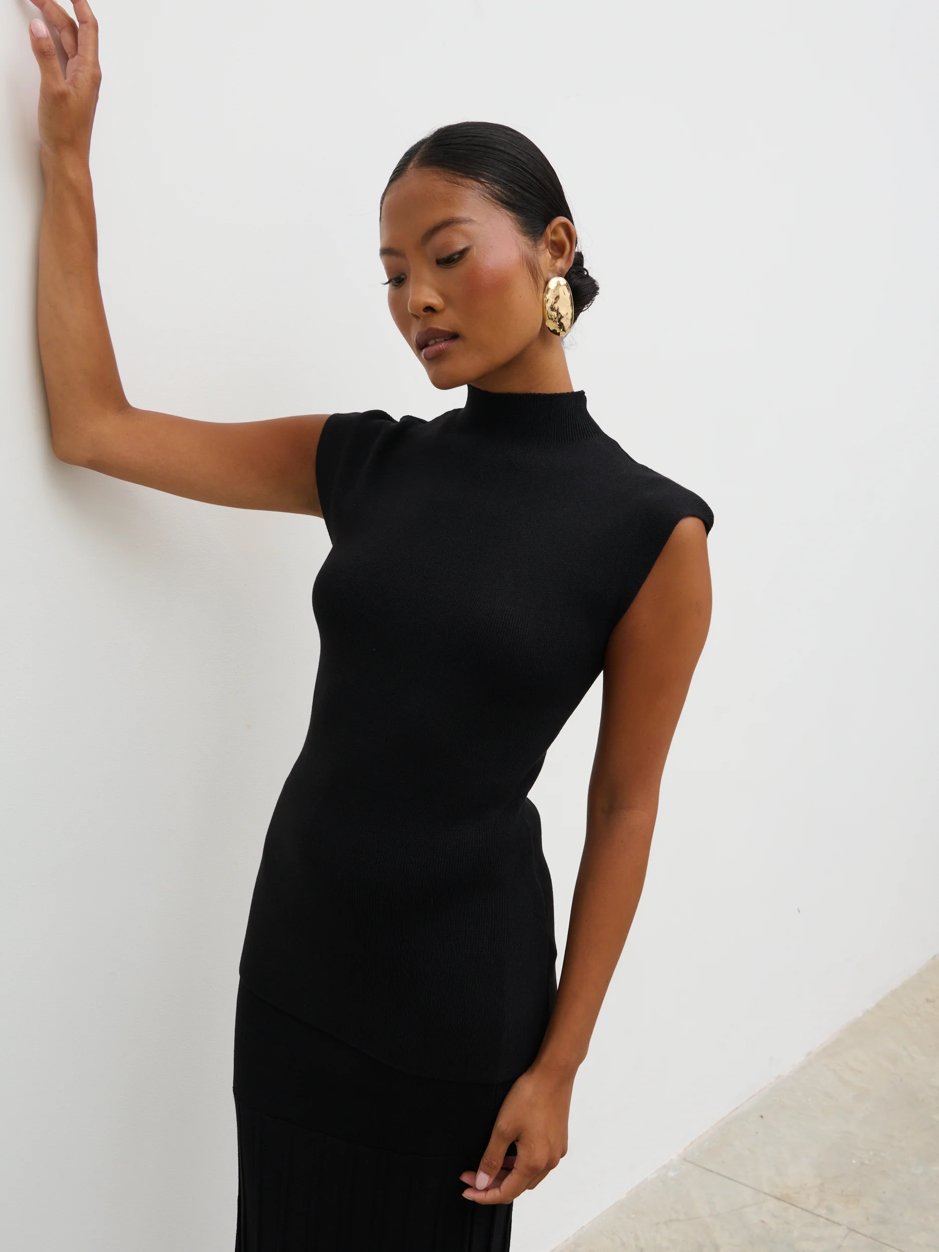 Reagan High Neck Knit Top - Black