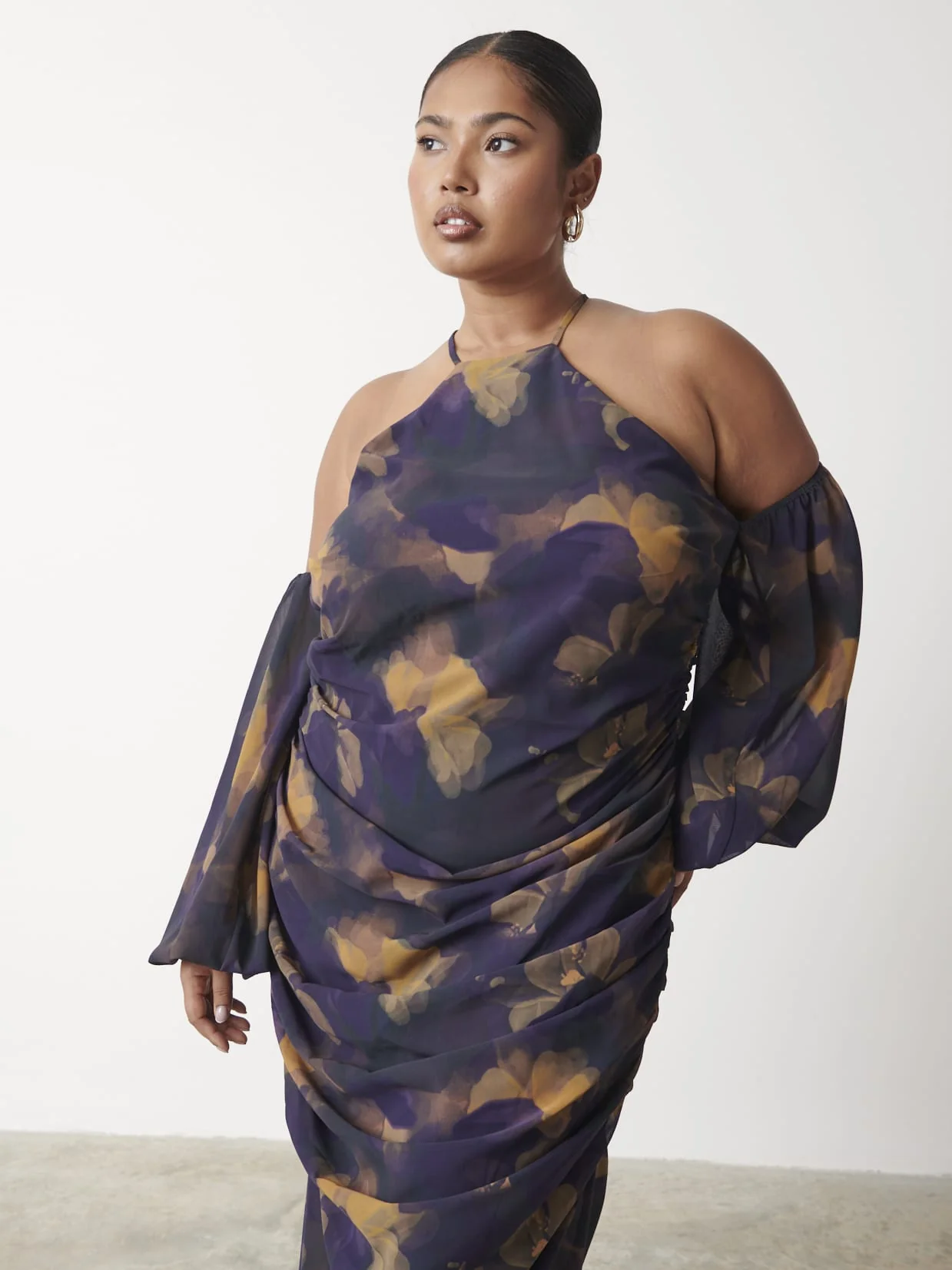 Roma Ruched Midaxi Dress Curve - Dark Amethyst & Saffron Floral - Image 3