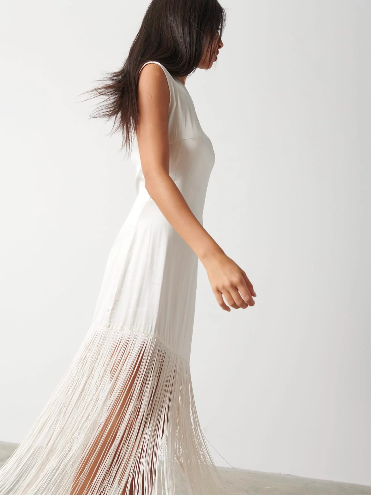Sorelle Fringed Midaxi Dress - Oyster - Image 2